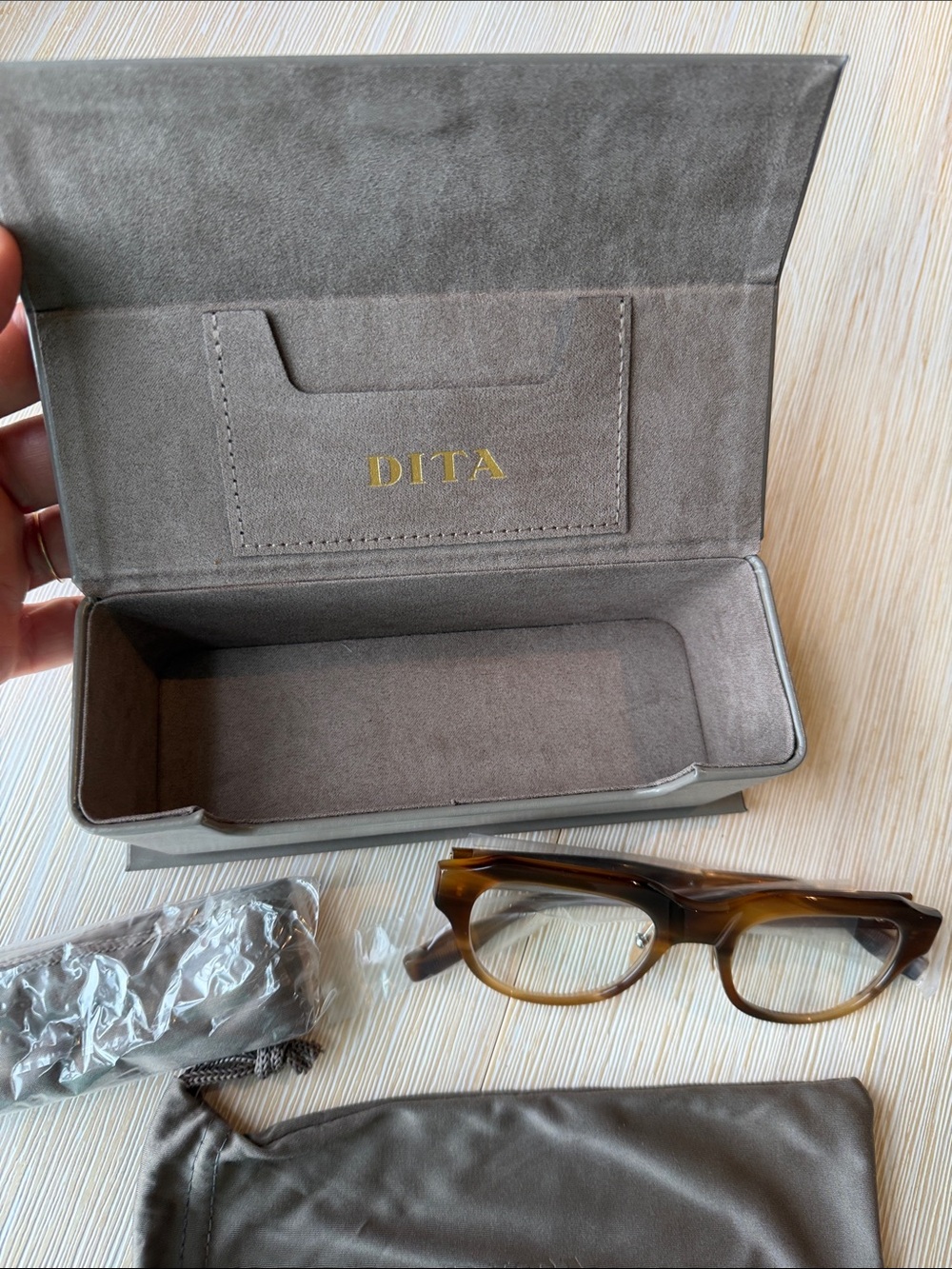 ✨NIB DITA ‘Wasserman Two’ Amber Maple/Antique Gold Handmade in Japan Frames✨ - Picture 5 of 13